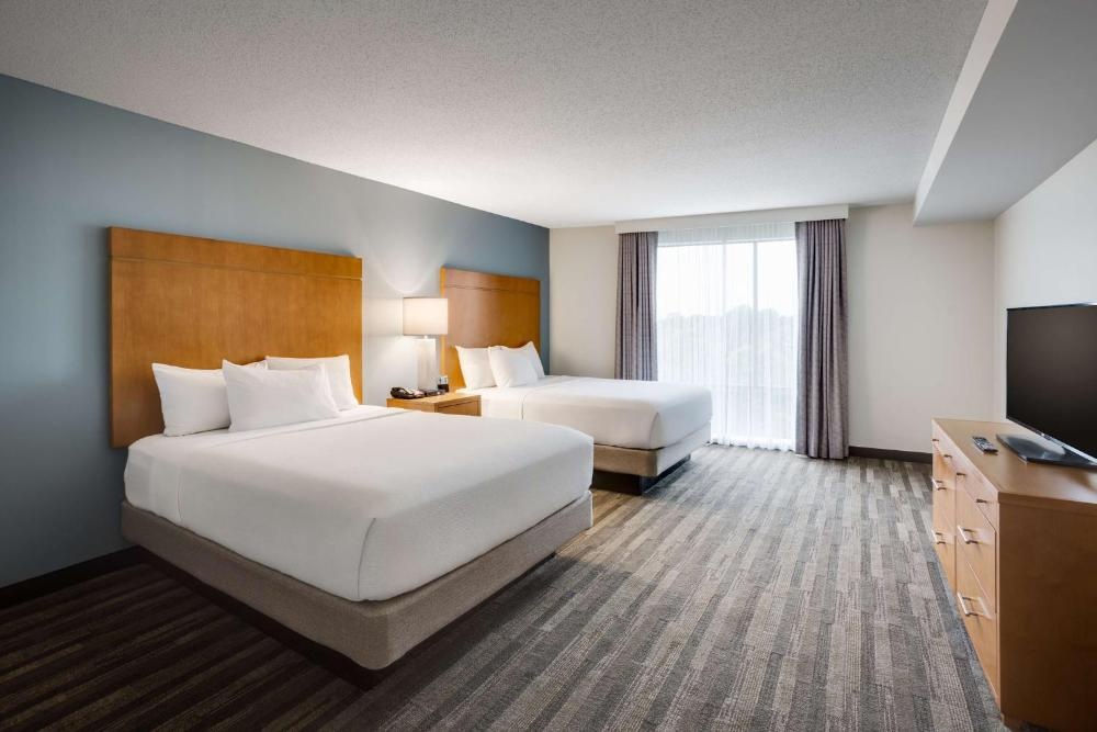 Den Queen Room - Disability Access